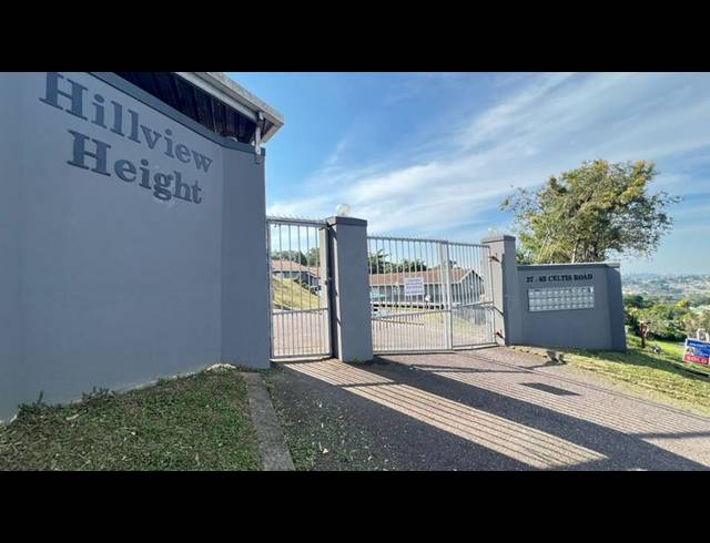 2 BEDROOM APARTMENT FOR SALE IN CAVERSHAM GLEN